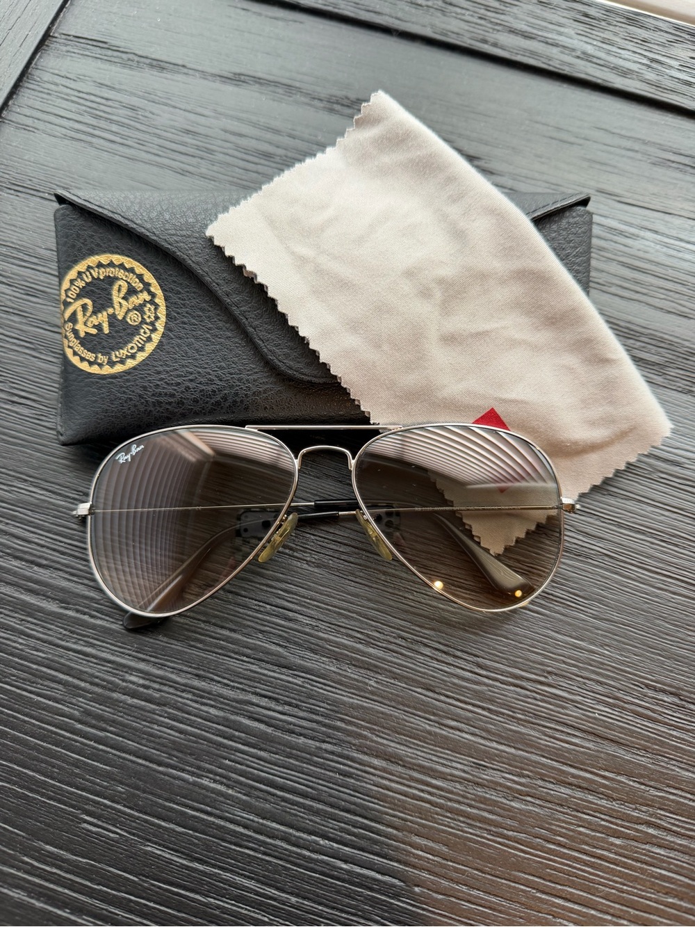 Ray-Ban Silver Aviator Sunglasses with Brown Gradient Lenses - Large RB 3025
